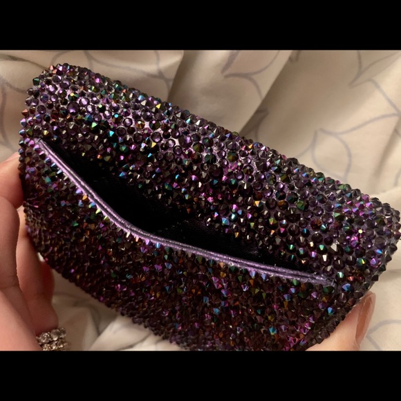 ❌TRADED❌NFS Chanel iridescent purple strassed card - Picture 3 of 13